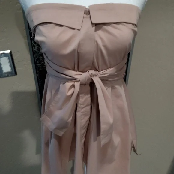 Venus Shirt Style Strapless Peplum Tie Waist Top - Picture 2 of 6